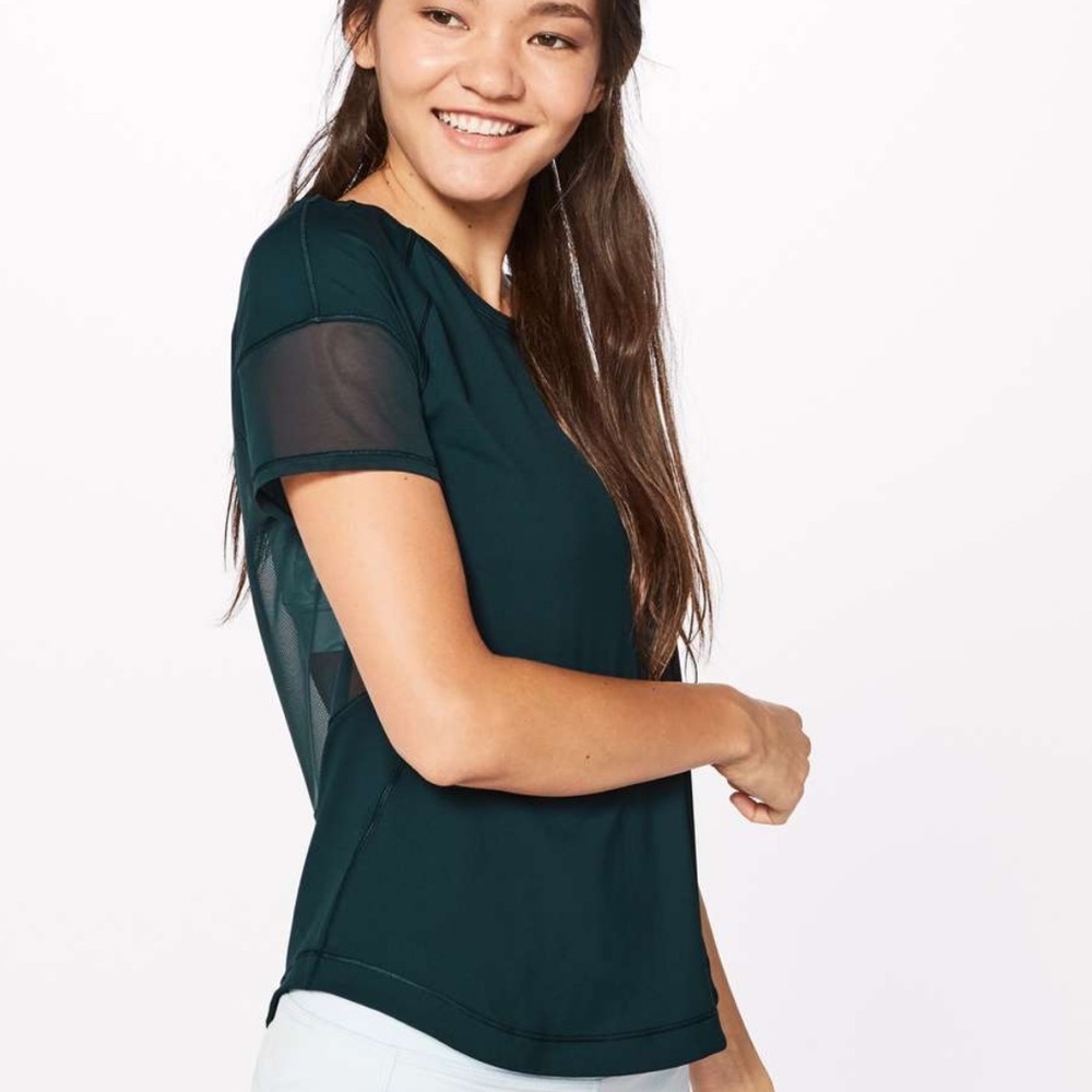 LULULEMON - Home Stretch Short Sleeve